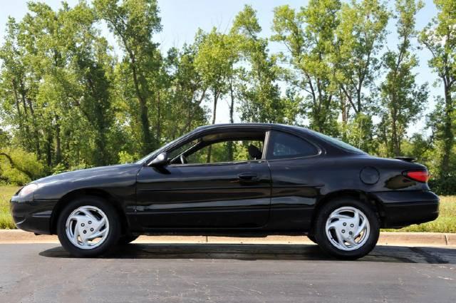 Ford Escort ZX2 2002 photo 3