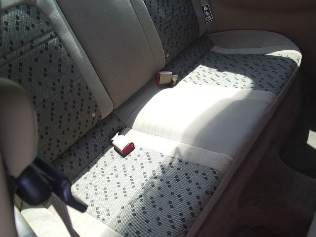 Ford Escort ZX2 2003 photo 2