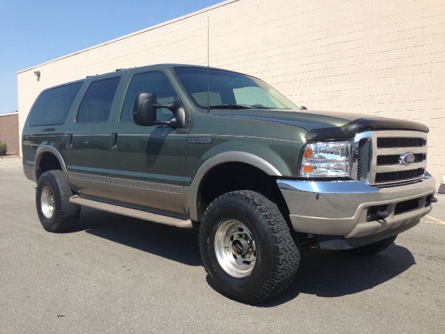 Ford Excursion Super SUV