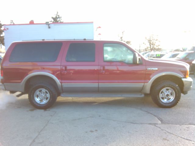 Ford Excursion 2000 photo 1