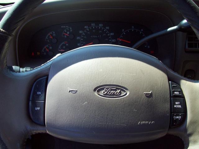 Ford Excursion 2000 photo 4