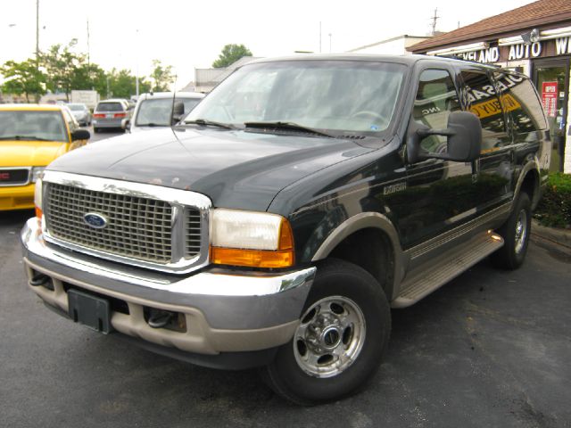 Ford Excursion 2000 photo 2