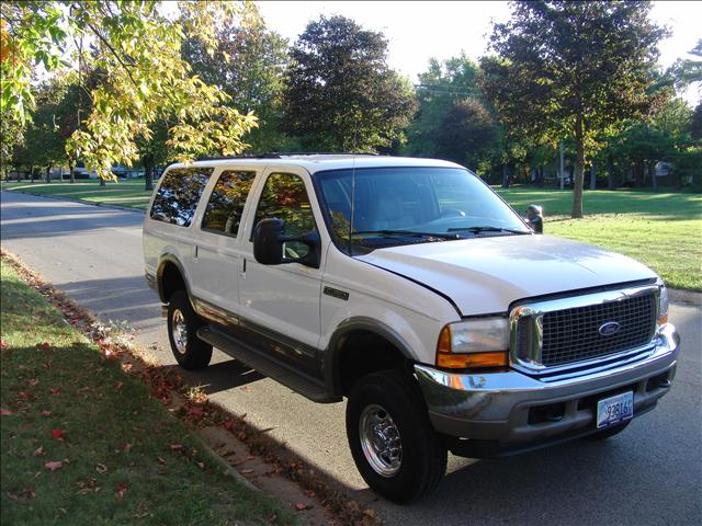 Ford Excursion 2000 photo 3