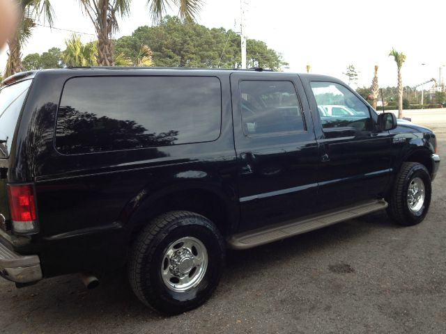 Ford Excursion 2000 photo 3