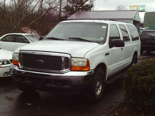 Ford Excursion ESi Sport Utility