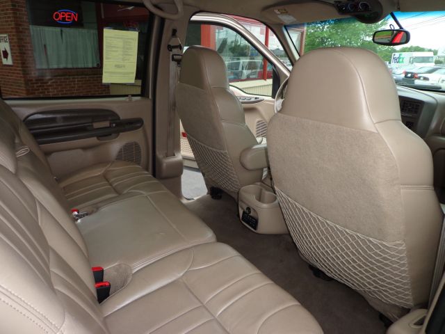 Ford Excursion 2000 photo 19