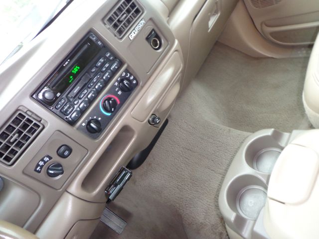 Ford Excursion 2000 photo 23