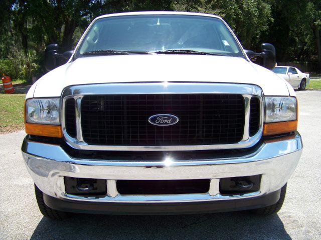 Ford Excursion Super SUV