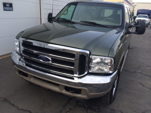 Ford Excursion 2000 photo 3