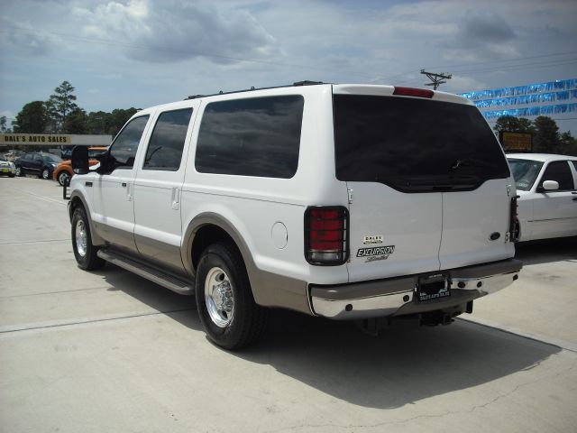 Ford Excursion 2001 photo 2