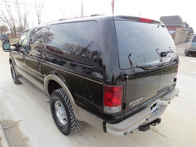 Ford Excursion 2001 photo 0