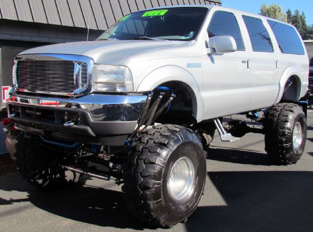 Ford Excursion SL 4x4 Regular Cab SUV