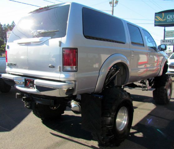 Ford Excursion 2001 photo 4
