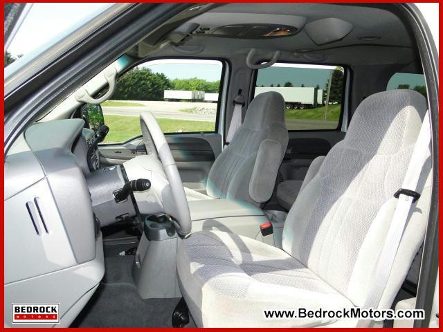 Ford Excursion 2001 photo 4
