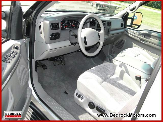 Ford Excursion 2001 photo 5