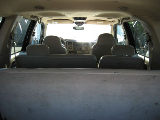 Ford Excursion 2001 photo 1