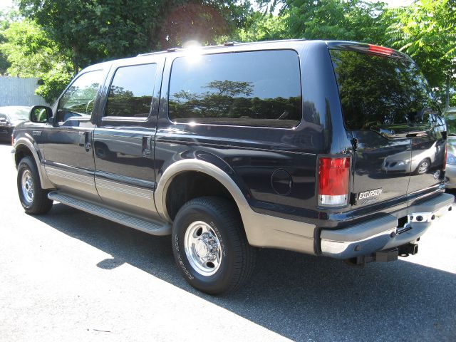 Ford Excursion 2001 photo 3