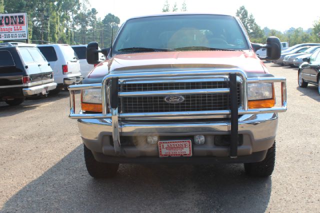 Ford Excursion 2001 photo 1