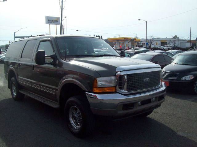 Ford Excursion Super SUV