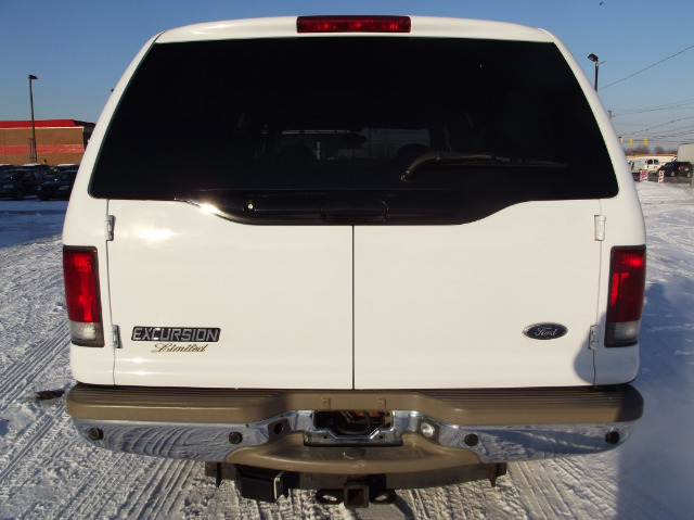 Ford Excursion 2001 photo 1