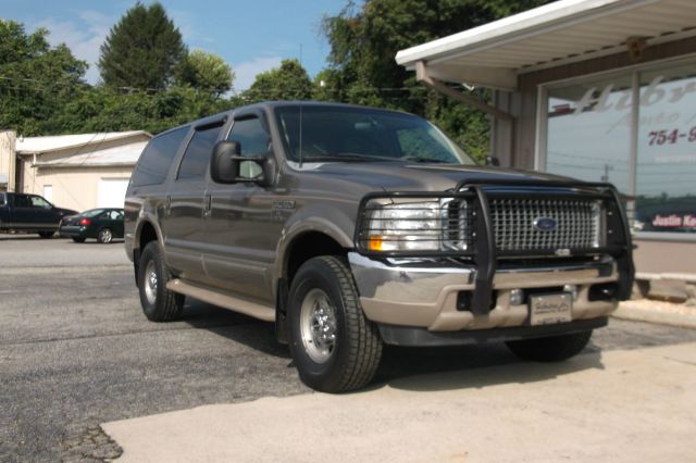 Ford Excursion 2002 photo 3