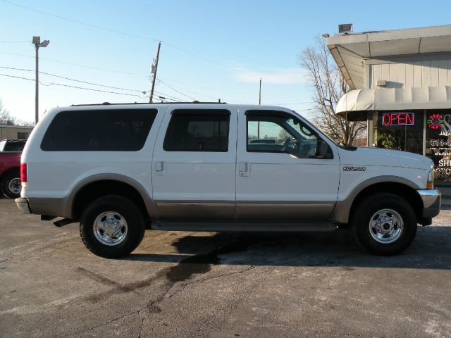Ford Excursion 2002 photo 4