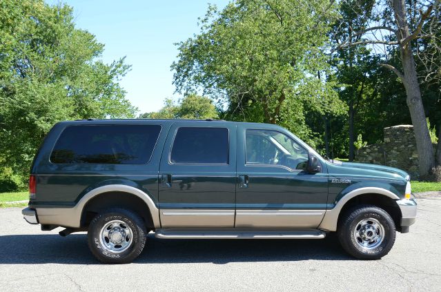 Ford Excursion 2002 photo 4