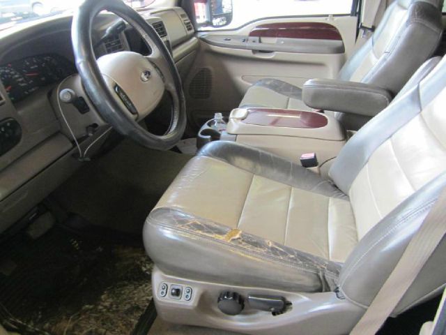 Ford Excursion 2003 photo 4