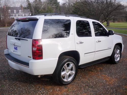 Ford Excursion 2003 photo 1