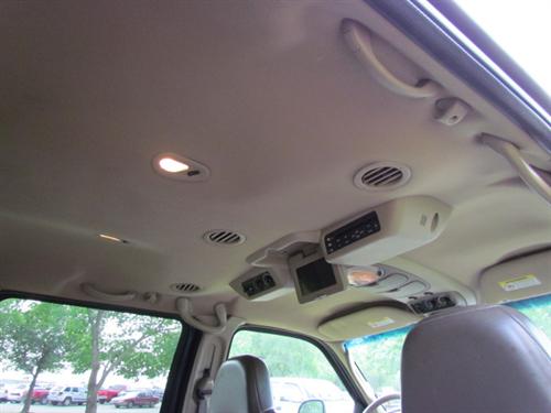 Ford Excursion 2003 photo 1