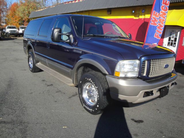 Ford Excursion 2003 photo 3