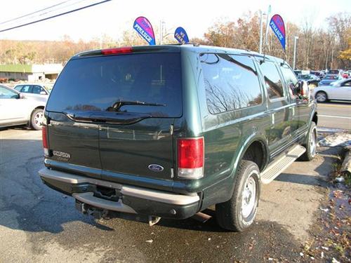 Ford Excursion 2003 photo 2