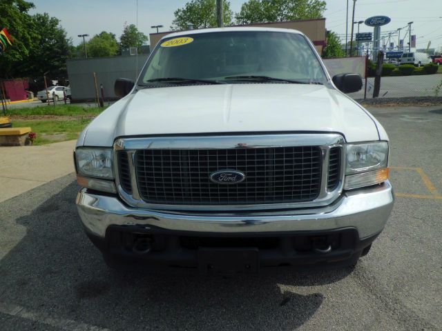Ford Excursion 2003 photo 14