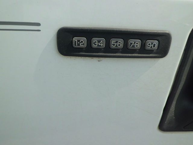 Ford Excursion 2003 photo 39