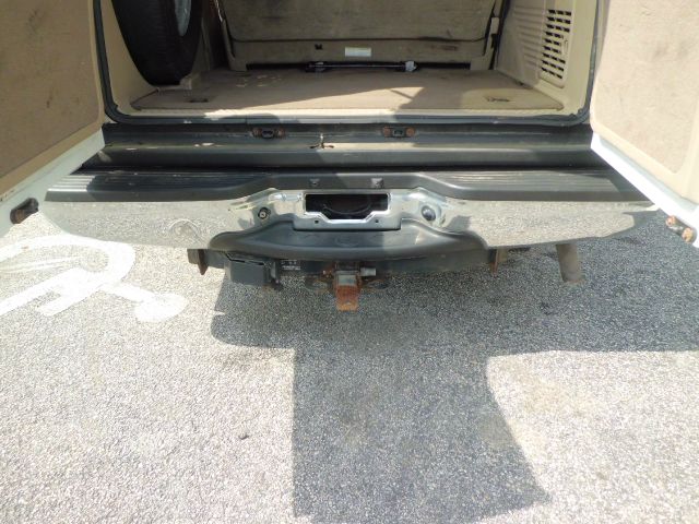 Ford Excursion 2003 photo 41