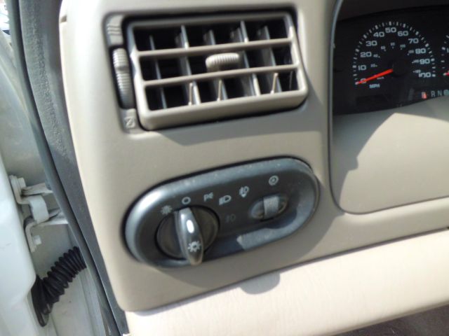 Ford Excursion 2003 photo 5