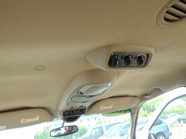 Ford Excursion 2003 photo 6