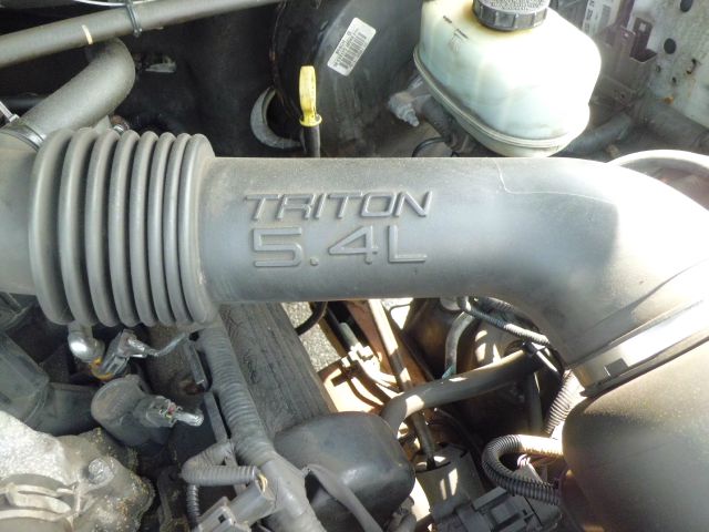 Ford Excursion 2003 photo 8