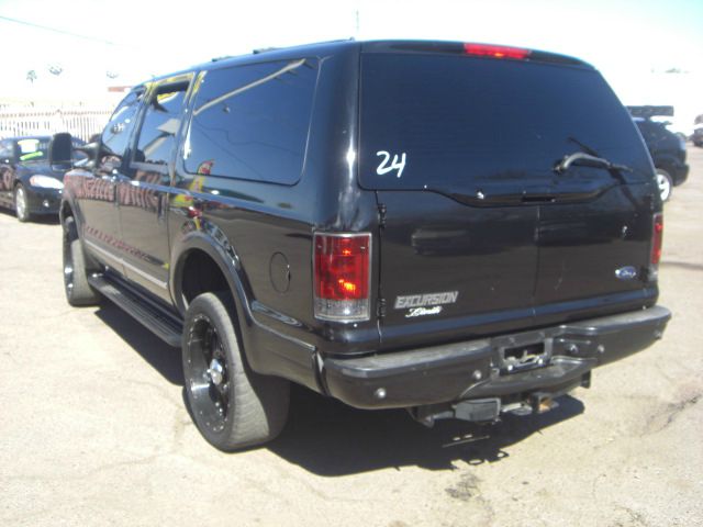 Ford Excursion 2003 photo 10