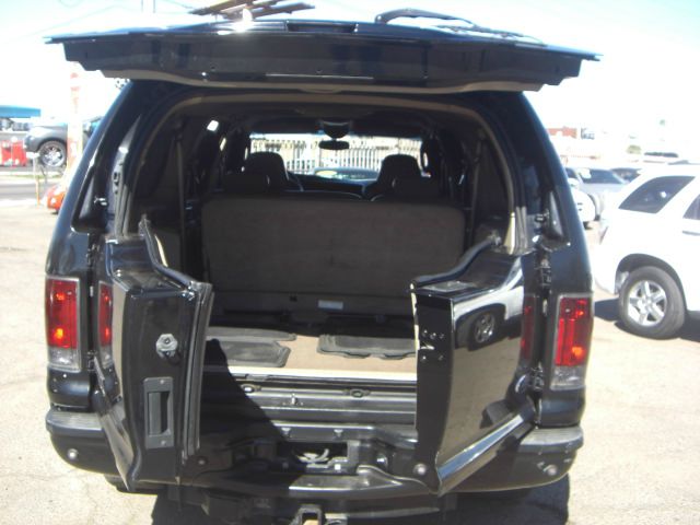 Ford Excursion 2003 photo 9