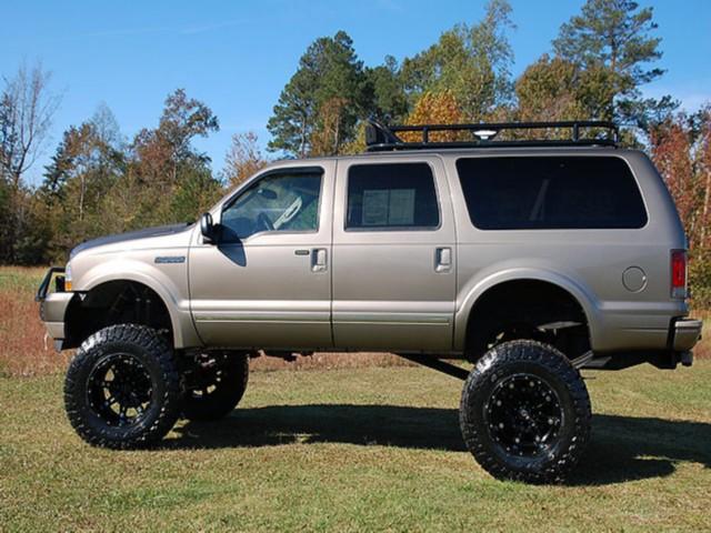 Ford Excursion 2003 photo 3