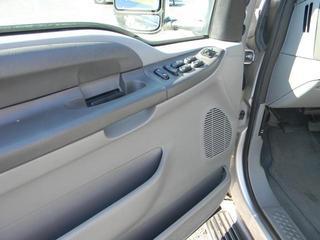 Ford Excursion 2003 photo 1