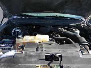 Ford Excursion 2003 photo 2