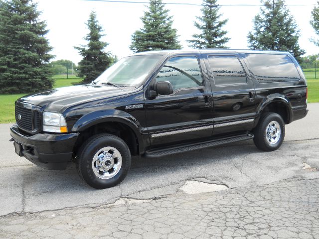 Ford Excursion 2003 photo 0