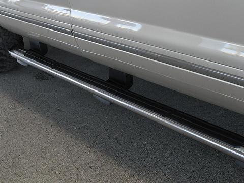 Ford Excursion 2004 photo 2