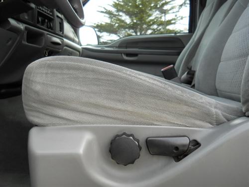 Ford Excursion 2004 photo 1