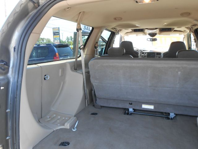 Ford Excursion 2004 photo 7