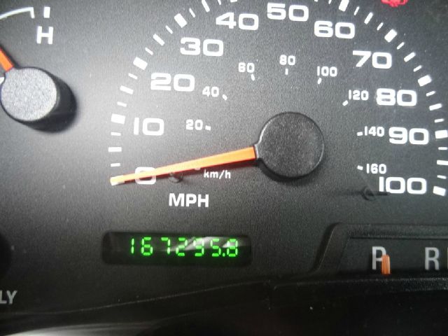 Ford Excursion 2004 photo 30