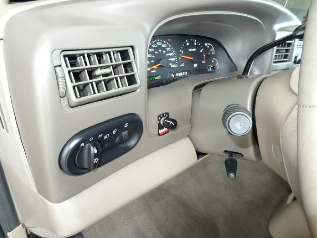 Ford Excursion 2004 photo 32