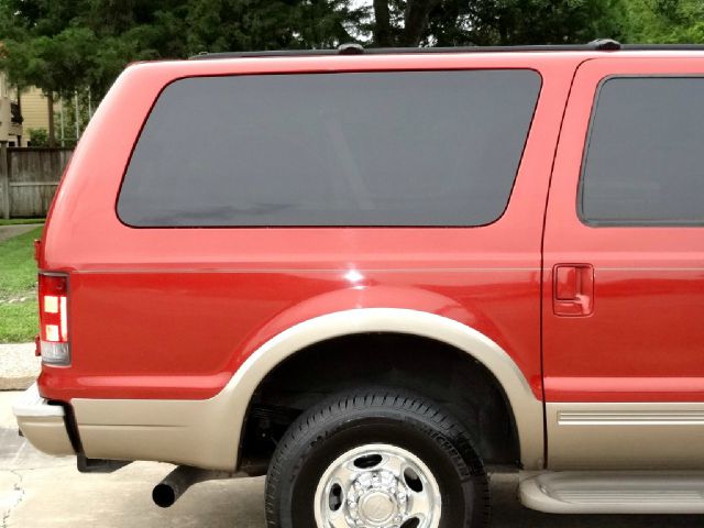 Ford Excursion 2004 photo 44
